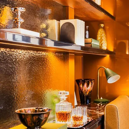 Konfidentiel Hotell 4*